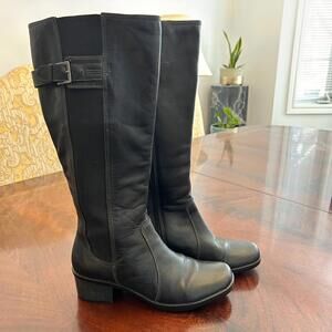 Clarks Women's Mid-Calf Black Leather Boots with Buckle Size 8.5 M